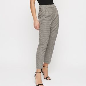 Gigi Carrot Pants Cigarette Houndstooth Pants